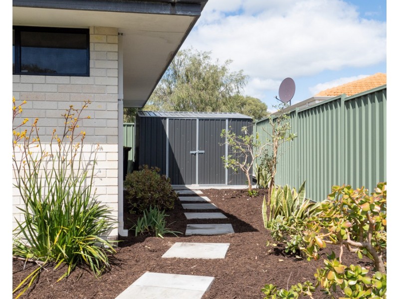 2 Diedre Street, Broadwater WA 6280