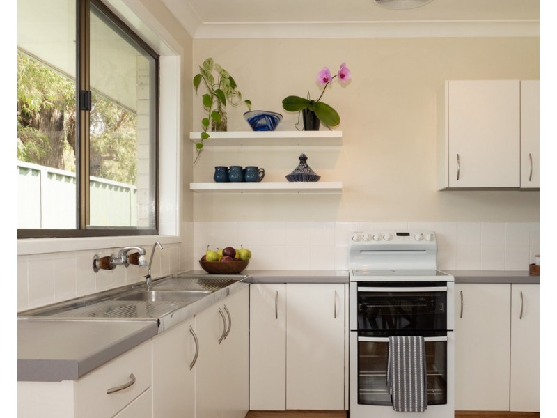 2 Diedre Street, Broadwater WA 6280