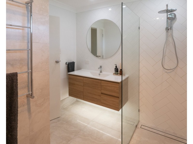 2 Diedre Street, Broadwater WA 6280