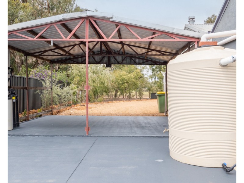 6 EDWARDS Road, Stirling Estate WA 6271