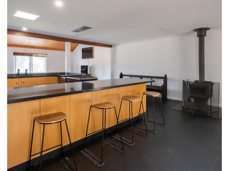 6 EDWARDS Road, Stirling Estate WA 6271