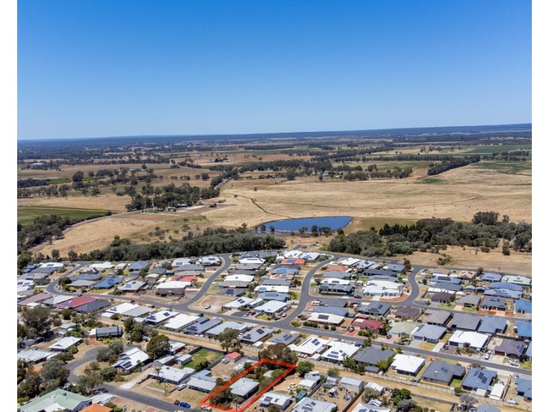 40 Brockman Street, Capel WA 6271