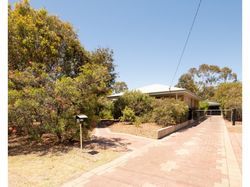 40 Brockman Street, Capel WA 6271