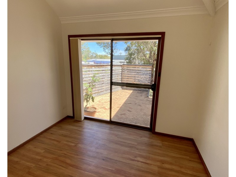 28 CHAPMAN Street, Dunsborough WA 6281