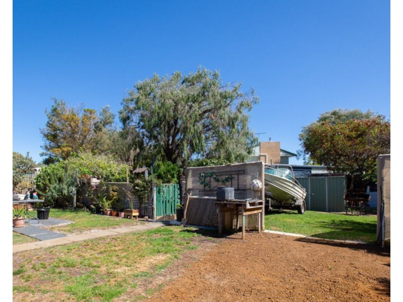 417 Bussell Highway, Broadwater WA 6280