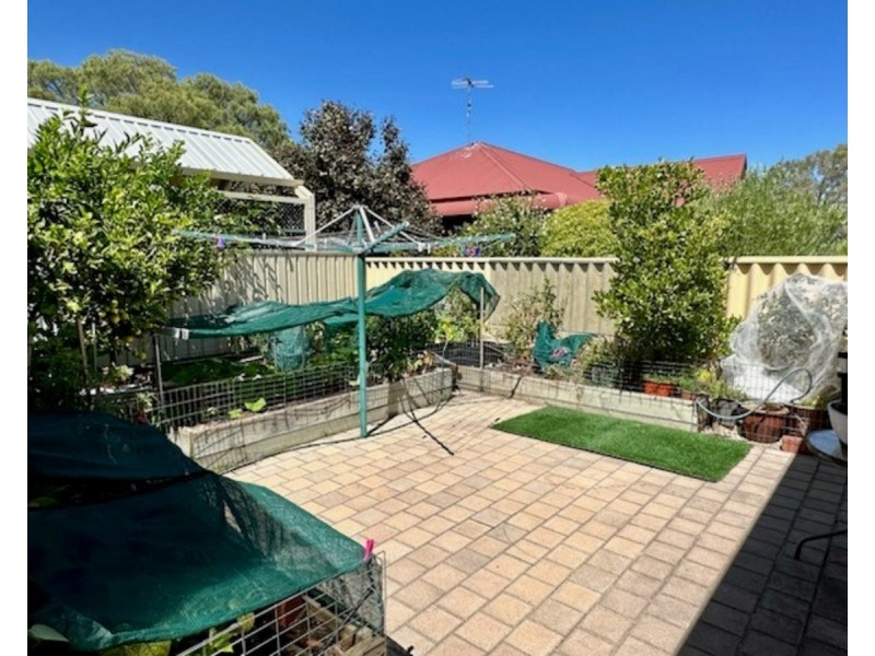 12 Bourke Way, Broadwater WA 6280