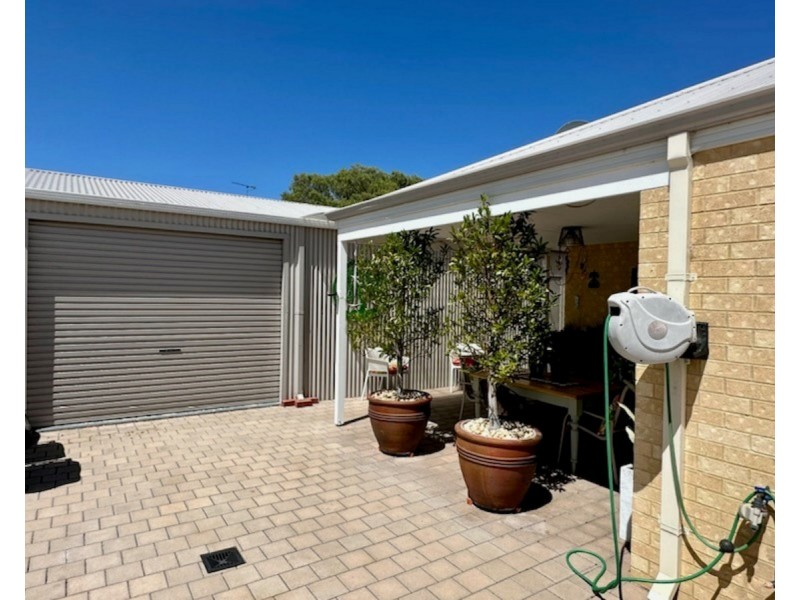 12 Bourke Way, Broadwater WA 6280
