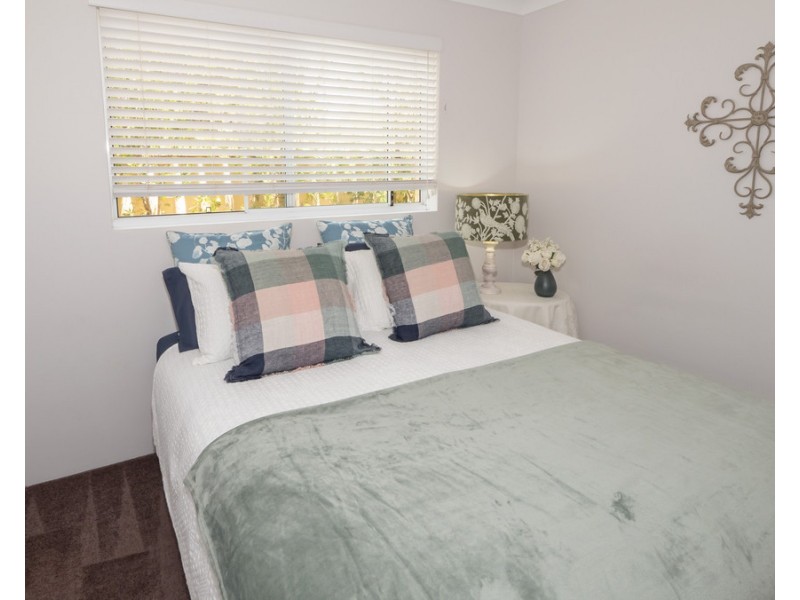 12 Bourke Way, Broadwater WA 6280
