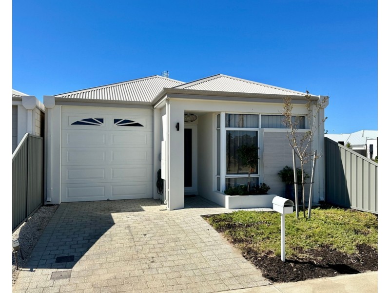 ? 52 Yebble Drive, Kealy WA 6280