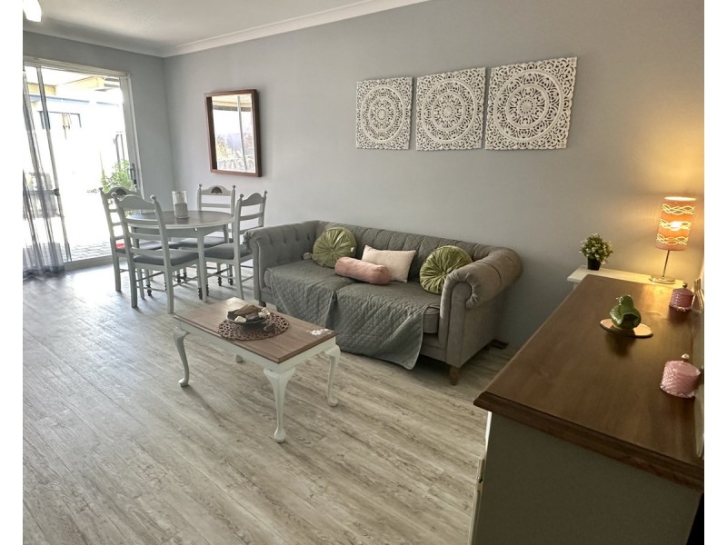 ? 52 Yebble Drive, Kealy WA 6280