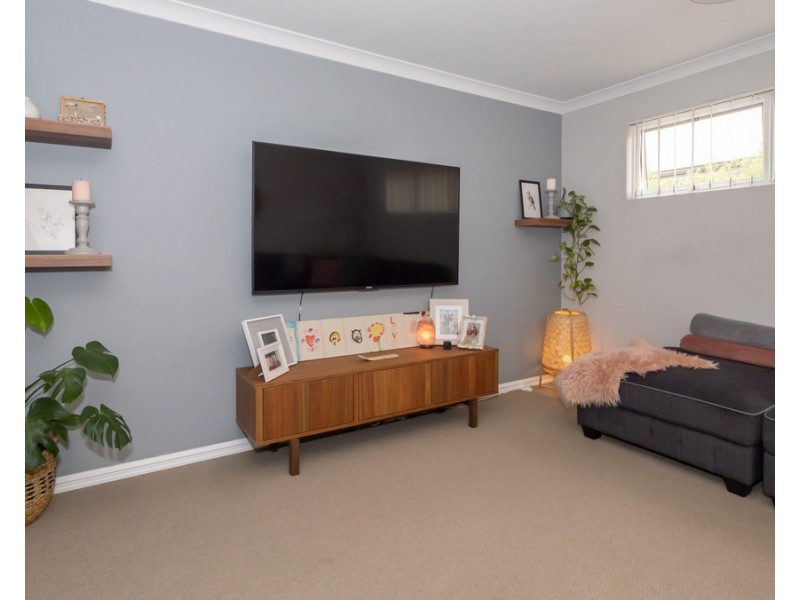 10 Tweed Street, Yalyalup WA 6280