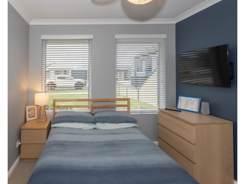 10 Tweed Street, Yalyalup WA 6280