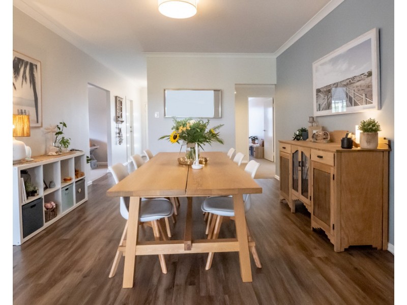 10 Tweed Street, Yalyalup WA 6280