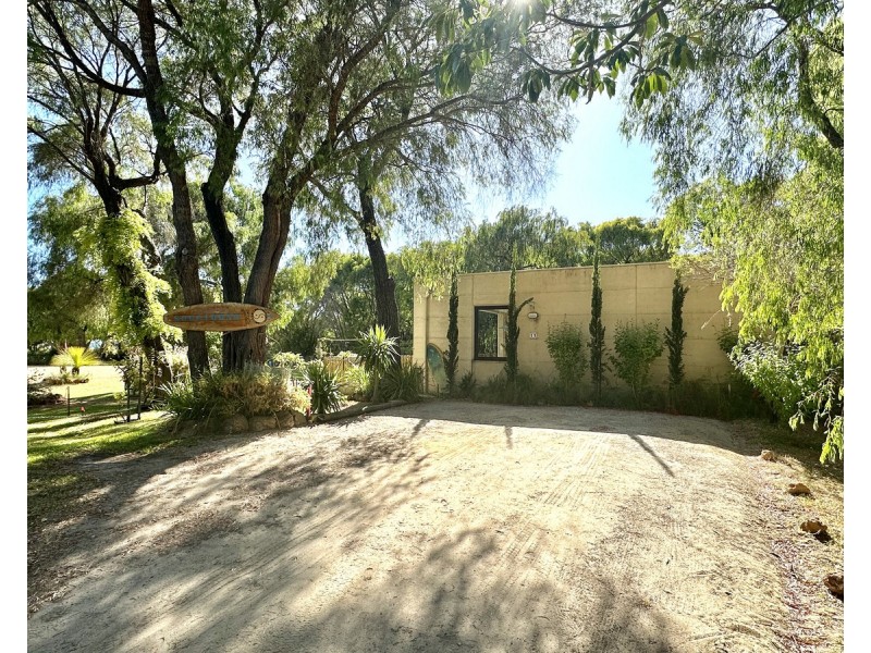 11 Vernon Track, Marybrook WA 6280