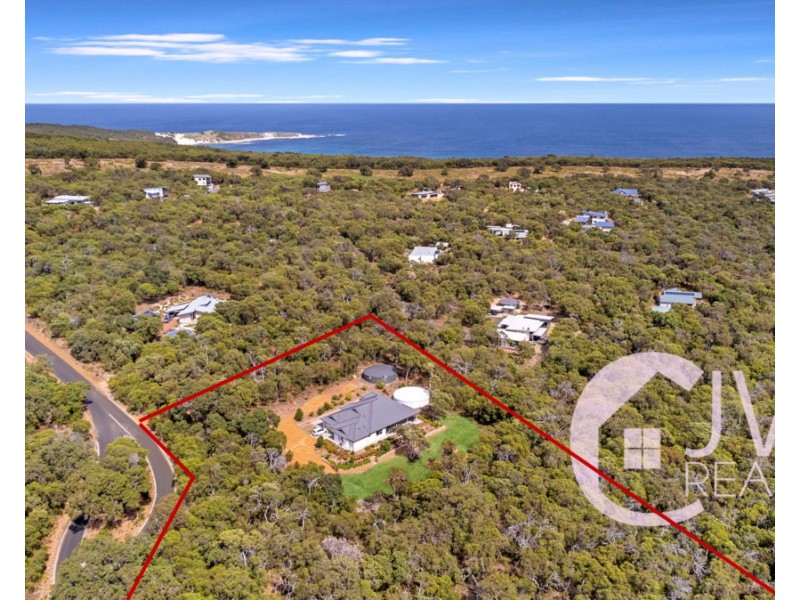 18 SAINSBURY Loop, Yallingup WA 6282