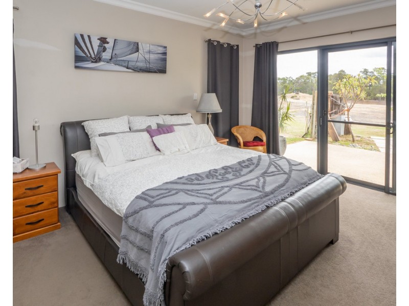156 Chapman Hill East Road, Chapman Hill WA 6280