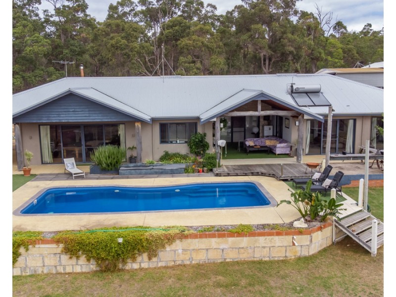 156 Chapman Hill East Road, Chapman Hill WA 6280