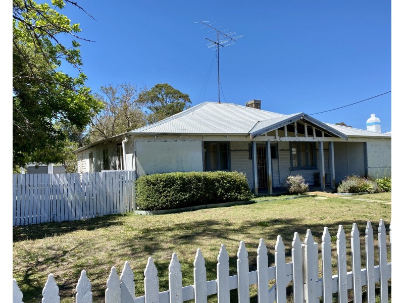 90 DUCHESS Street, Busselton WA 6280