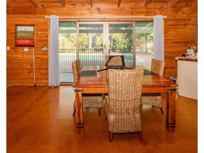 16 Tompsett Road, Tutunup WA 6280