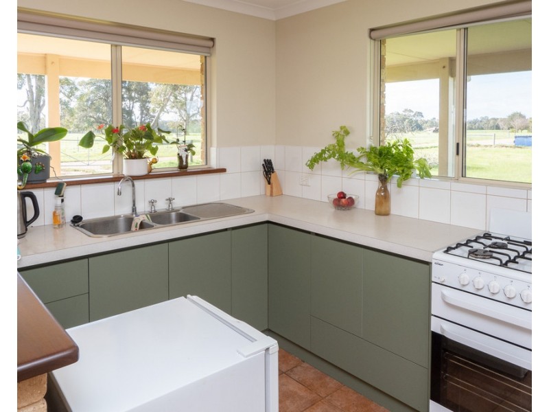 696 PRICE Road, Boallia WA 6280