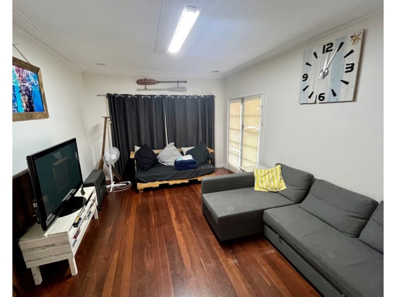 87 Fairbairn Road, Busselton WA 6280