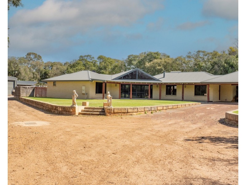 8 WHISTLER Cove, West Busselton WA 6280