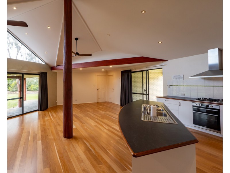 8 WHISTLER Cove, West Busselton WA 6280