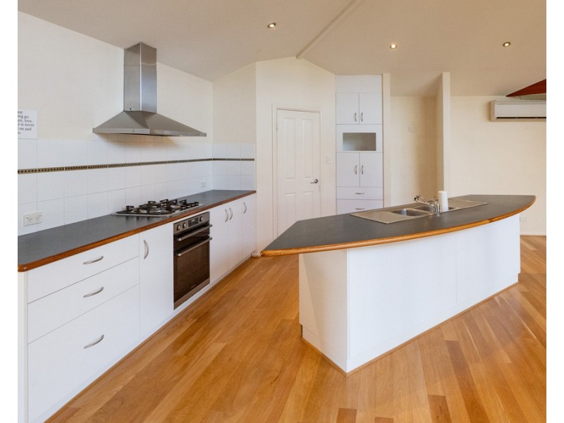 8 WHISTLER Cove, West Busselton WA 6280