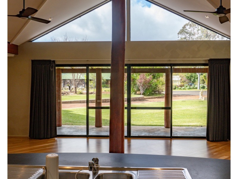 8 WHISTLER Cove, West Busselton WA 6280