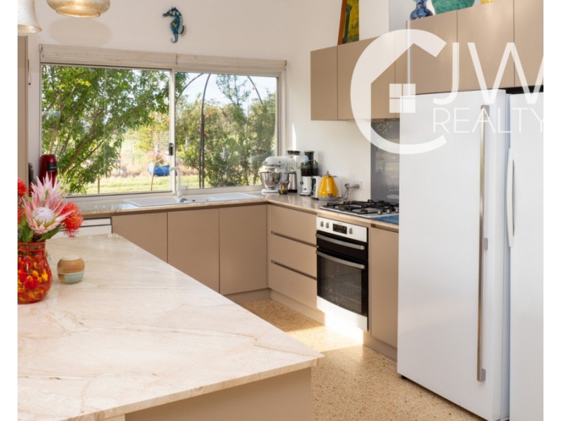 91 SIDEBOTTOM Road, Yoongarillup WA 6280