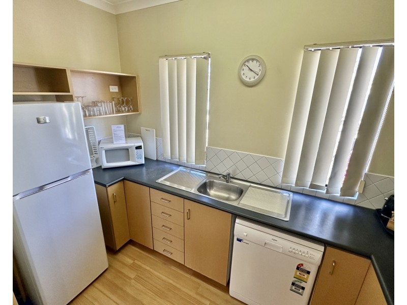 12/19 Earnshaw Road, West Busselton WA 6280