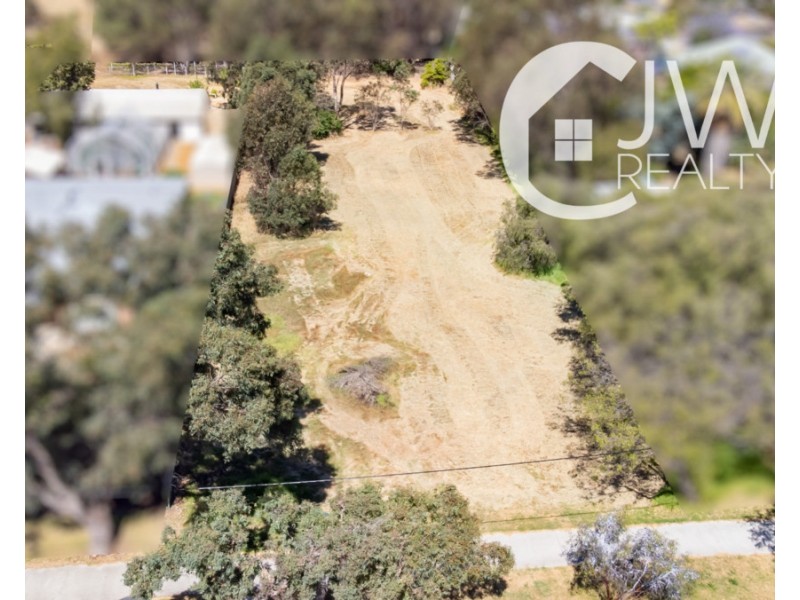 22 West Road, Capel WA 6271