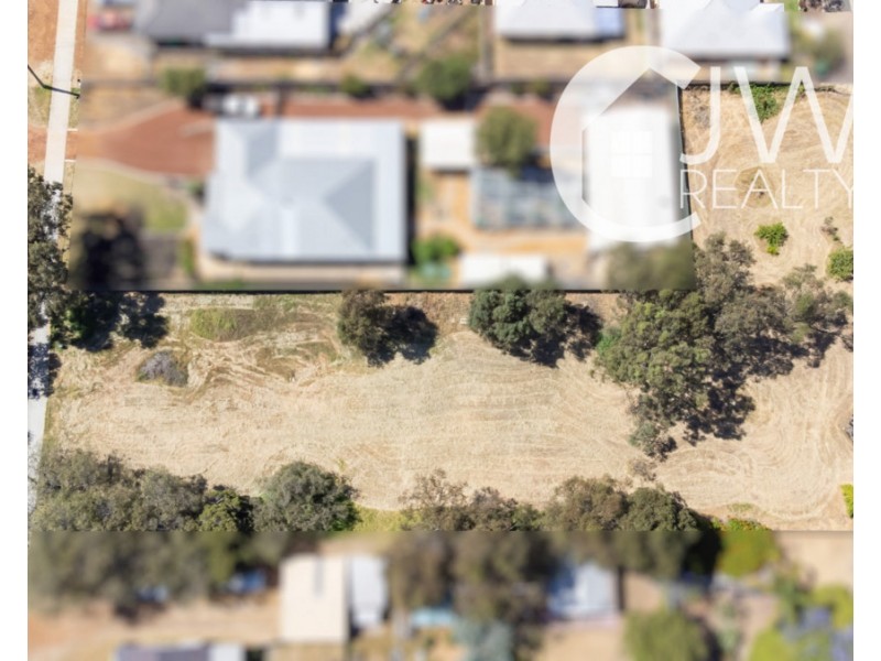 22 West Road, Capel WA 6271