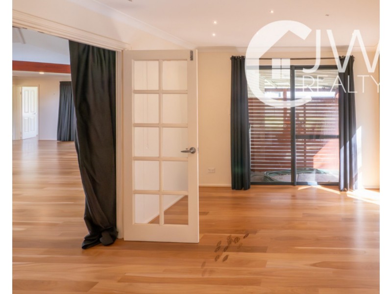 ??? 8 Whistler Cove, West Busselton WA 6280