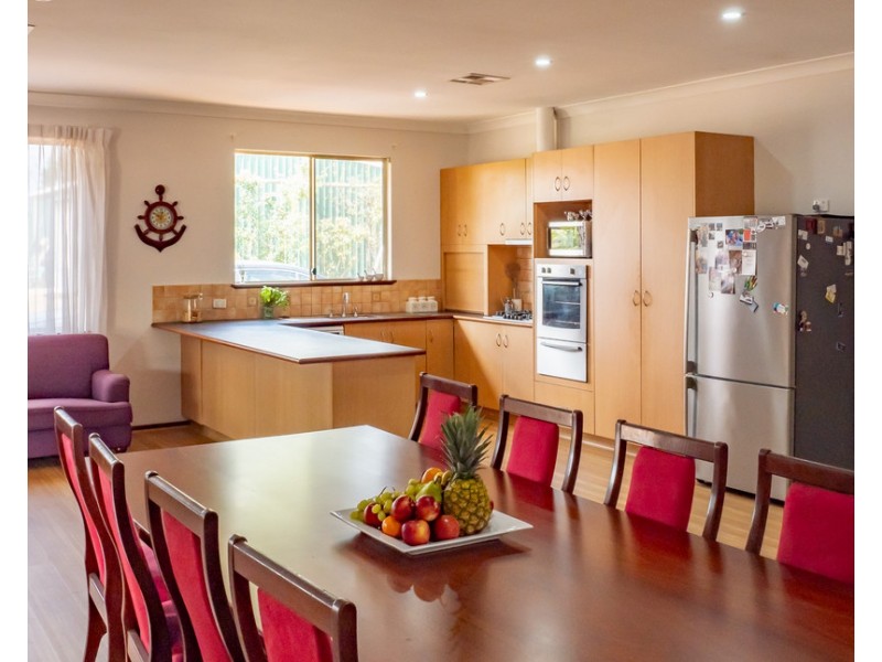 311 Yoongarillup Road, Sabina River WA 6280