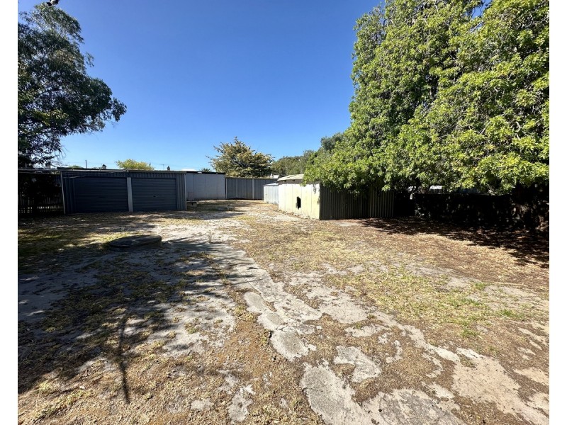 92 Duchess Street, Busselton WA 6280