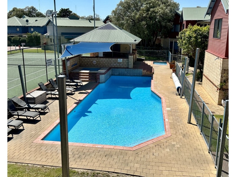 22/19 Earnshaw Road, West Busselton WA 6280
