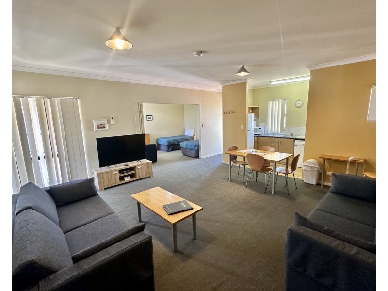 22/19 Earnshaw Road, West Busselton WA 6280