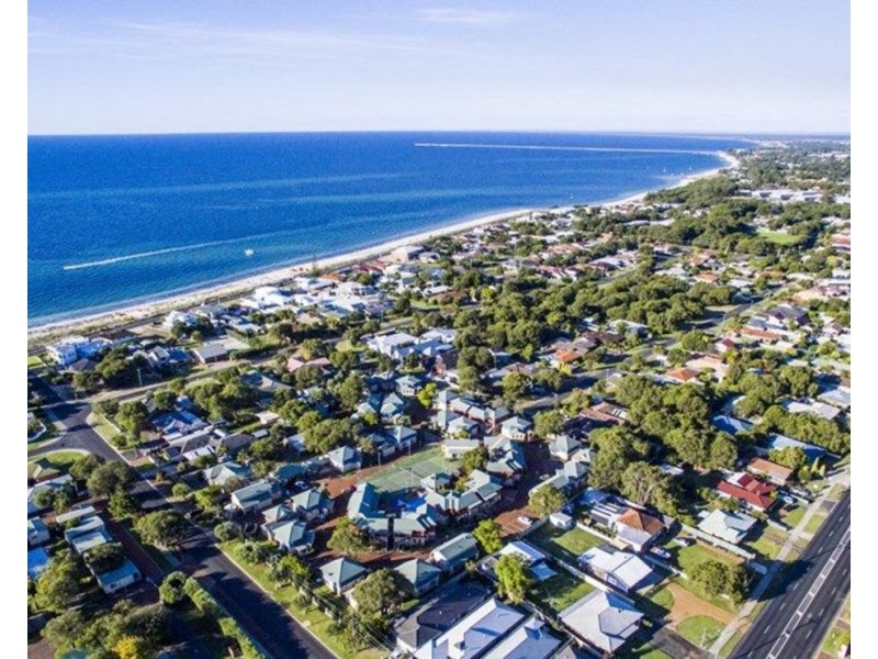 22/19 Earnshaw Road, West Busselton WA 6280