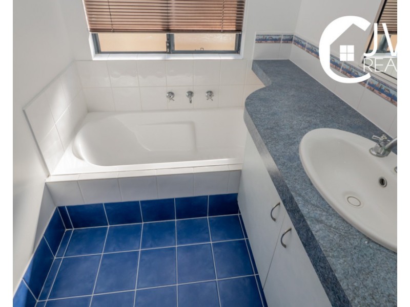 83 Lancaster Drive, West Busselton WA 6280