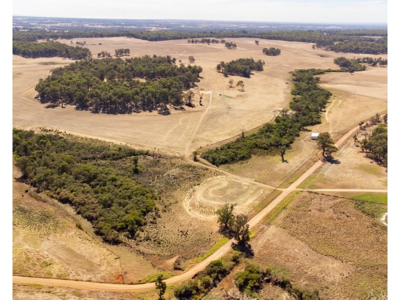 1 Hopkins Road, Chapman Hill WA 6280