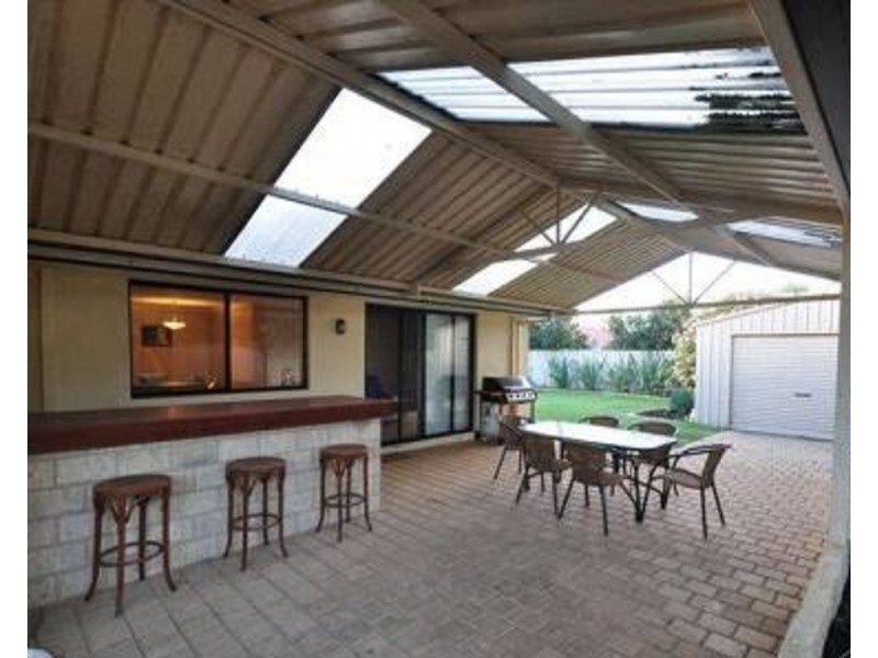 102 College Avenue, West Busselton WA 6280