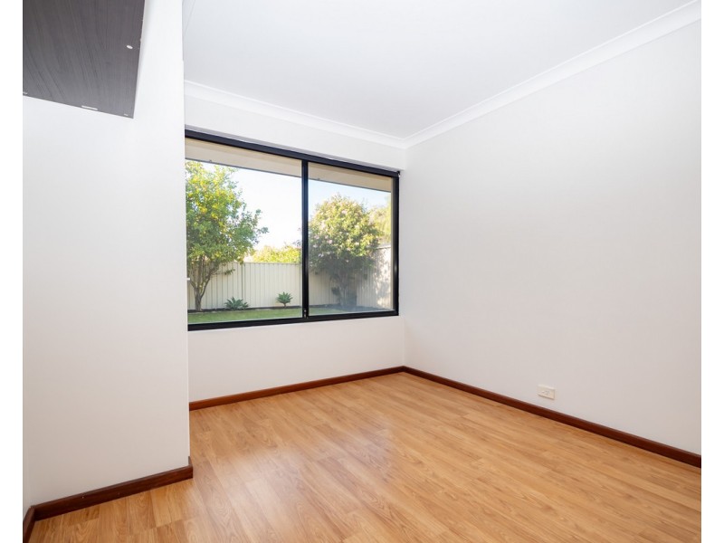 102 College Avenue, West Busselton WA 6280
