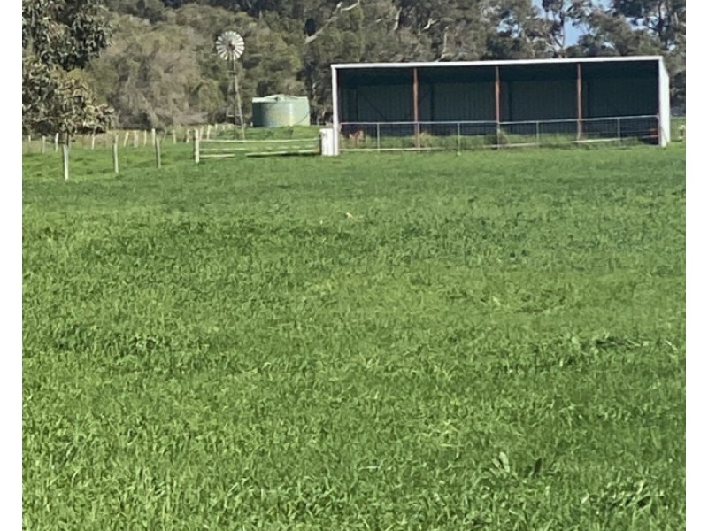 712 Wonnerup South Road, Yoongarillup WA 6280