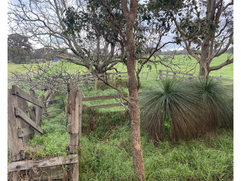 712 Wonnerup South Road, Yoongarillup WA 6280