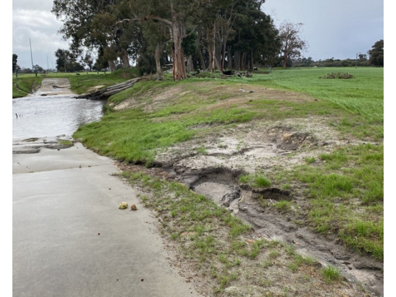 712 Wonnerup South Road, Yoongarillup WA 6280