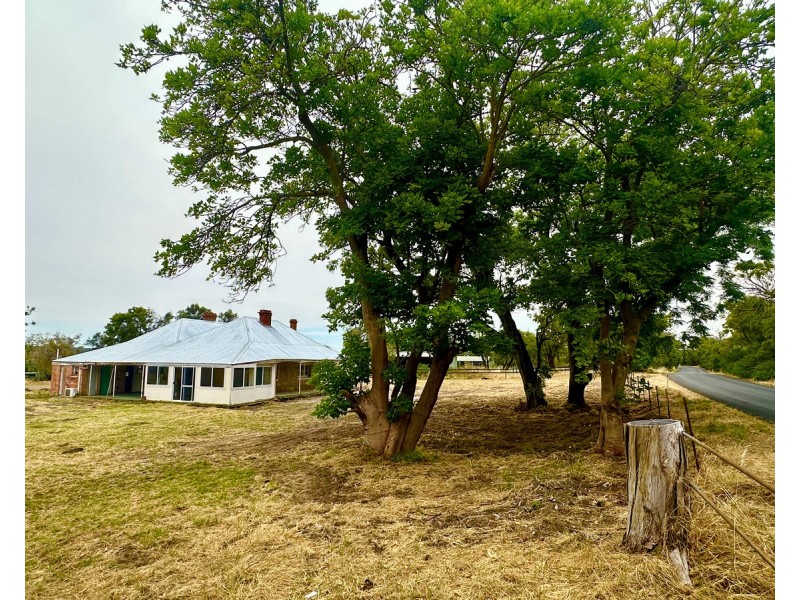 174 Forrest Beach Road, Wonnerup WA 6280