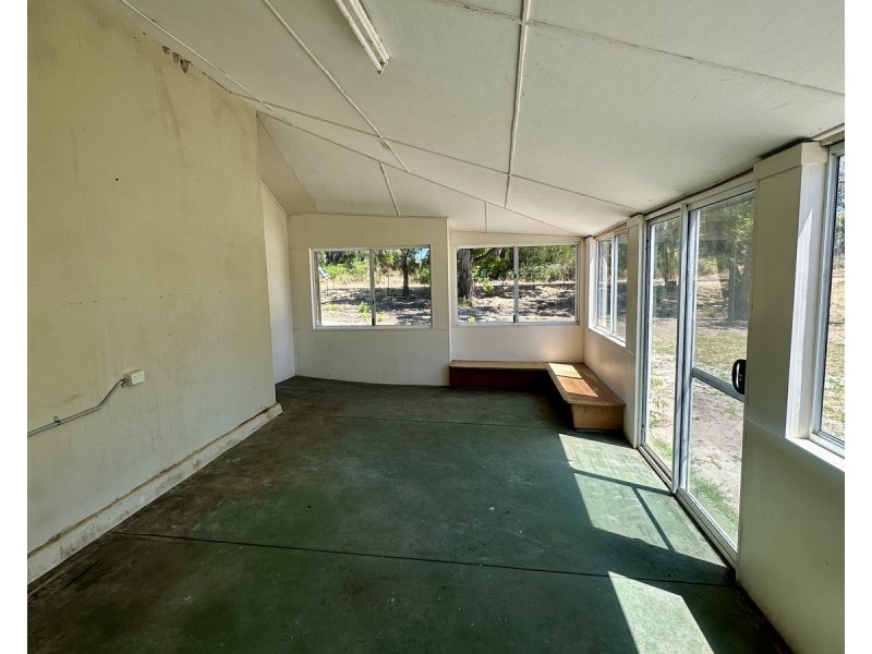 174 Forrest Beach Road, Wonnerup WA 6280