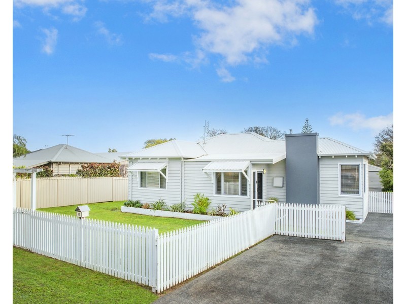85 Fairbairn Road, Busselton WA 6280