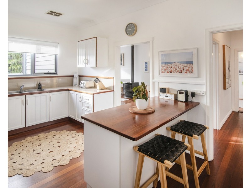 85 Fairbairn Road, Busselton WA 6280